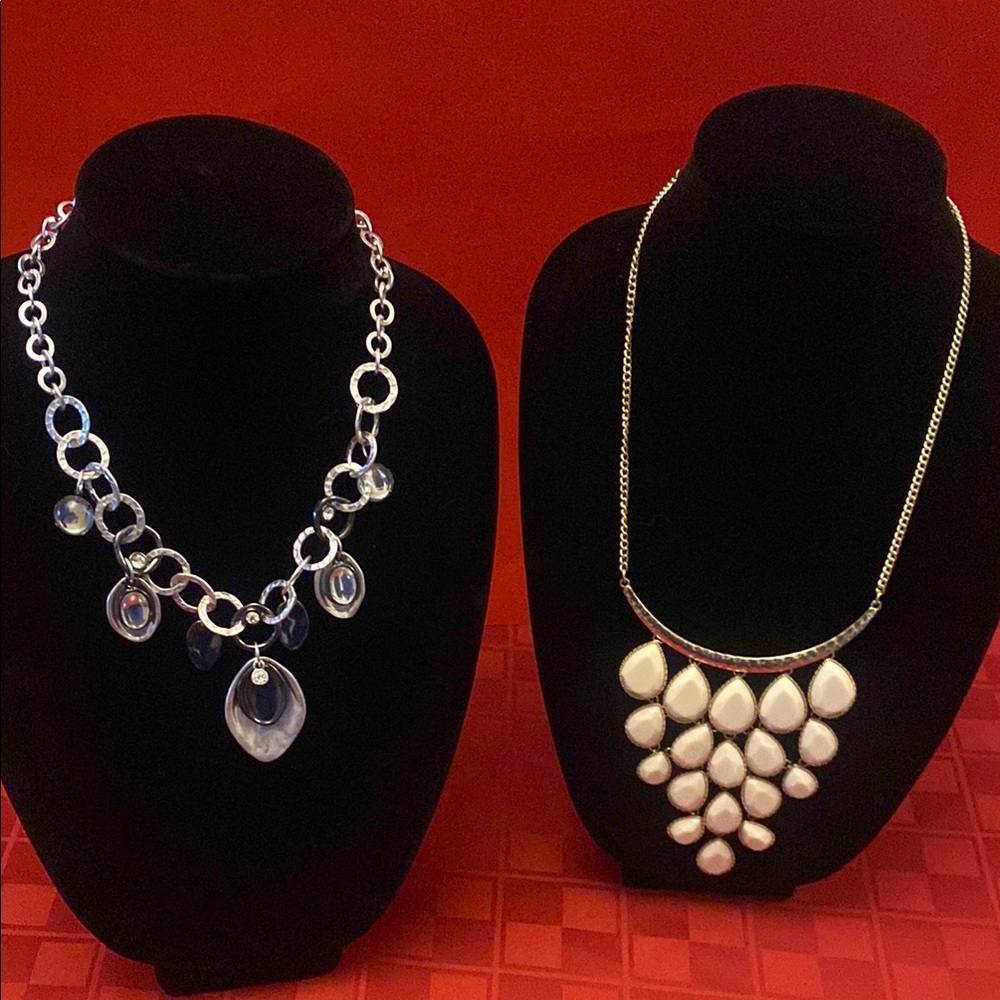 Necklace lot